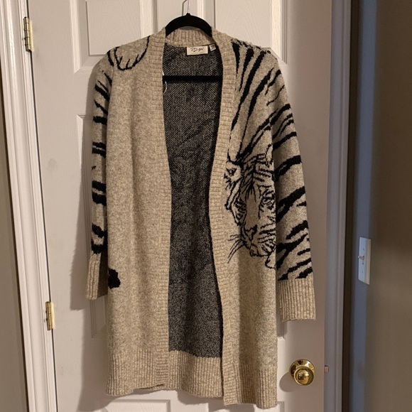 RD Style | Sweaters | Rd Style Beige And Black Tigerprint Open Cardigan ...
